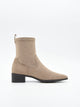 Botín ante taupe con tacón bajo