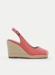 SANDALO CON ZEPPA BEIGE CHIUSO CON PLATEAU.