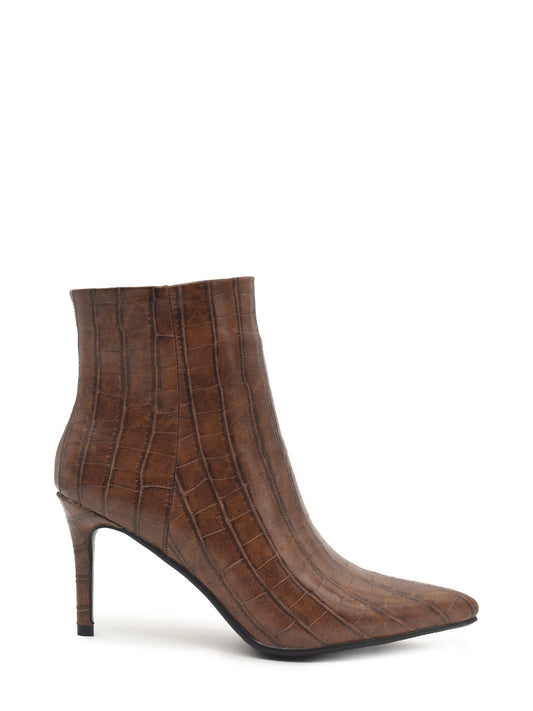 Coconut ankle boots with thin heel in brown