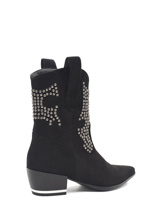 Black country ankle boots with studs