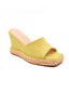 Sandalia destalonada de cuña color lima