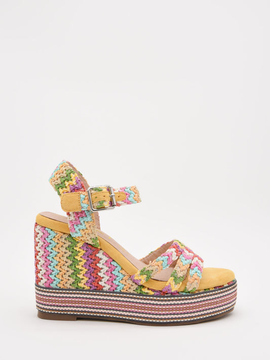 Sandalias de cuña amarillo multicolor con diseño tejido