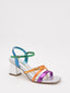Sandalias de tacón plateado con tiras multicolor