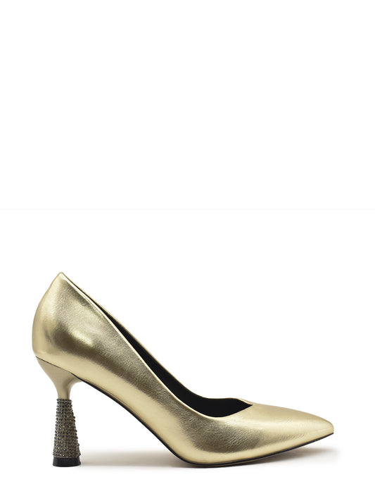 Zapato de salón oro con tacón de strass