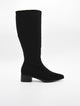 BOTA ALTA NEGRA CON TACÓN BAJO CUADRADO  DE NYREXDE NYREX