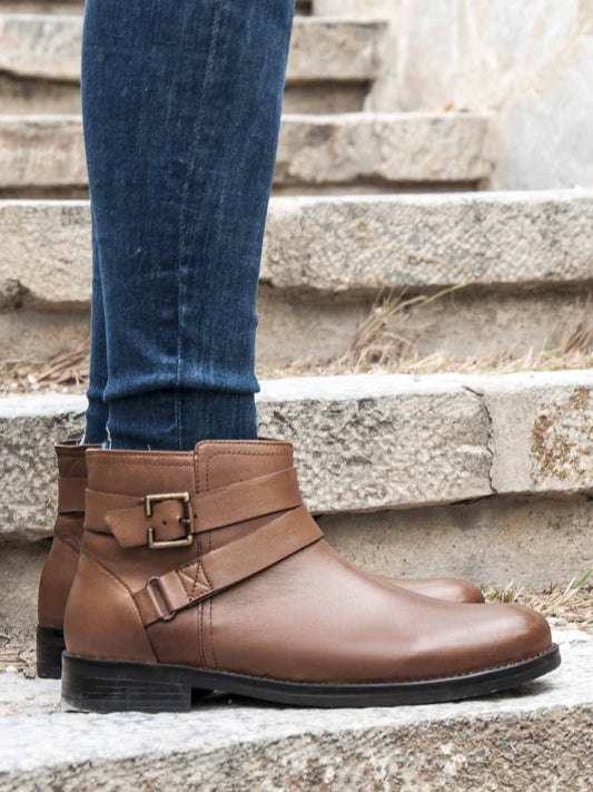 Leather-colored leather ankle boot
