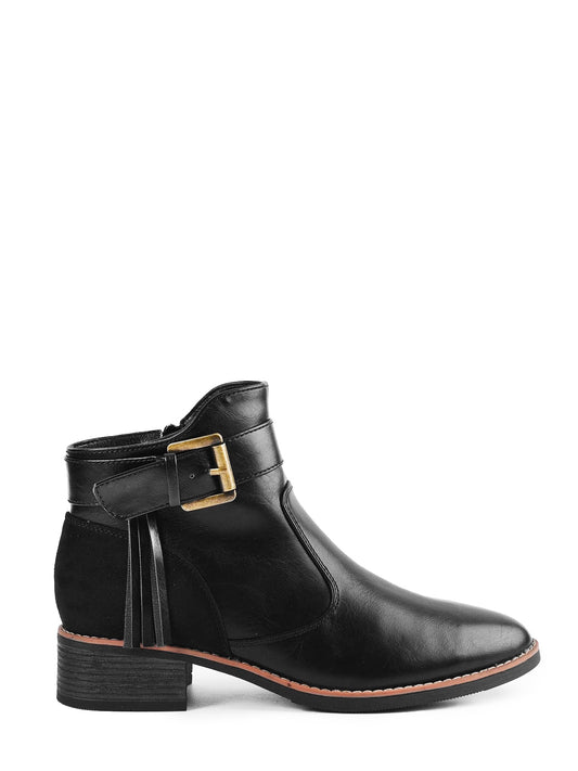 Flat sport ankle boots with buckle