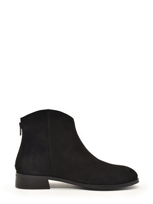 Black casual leather ankle boots
